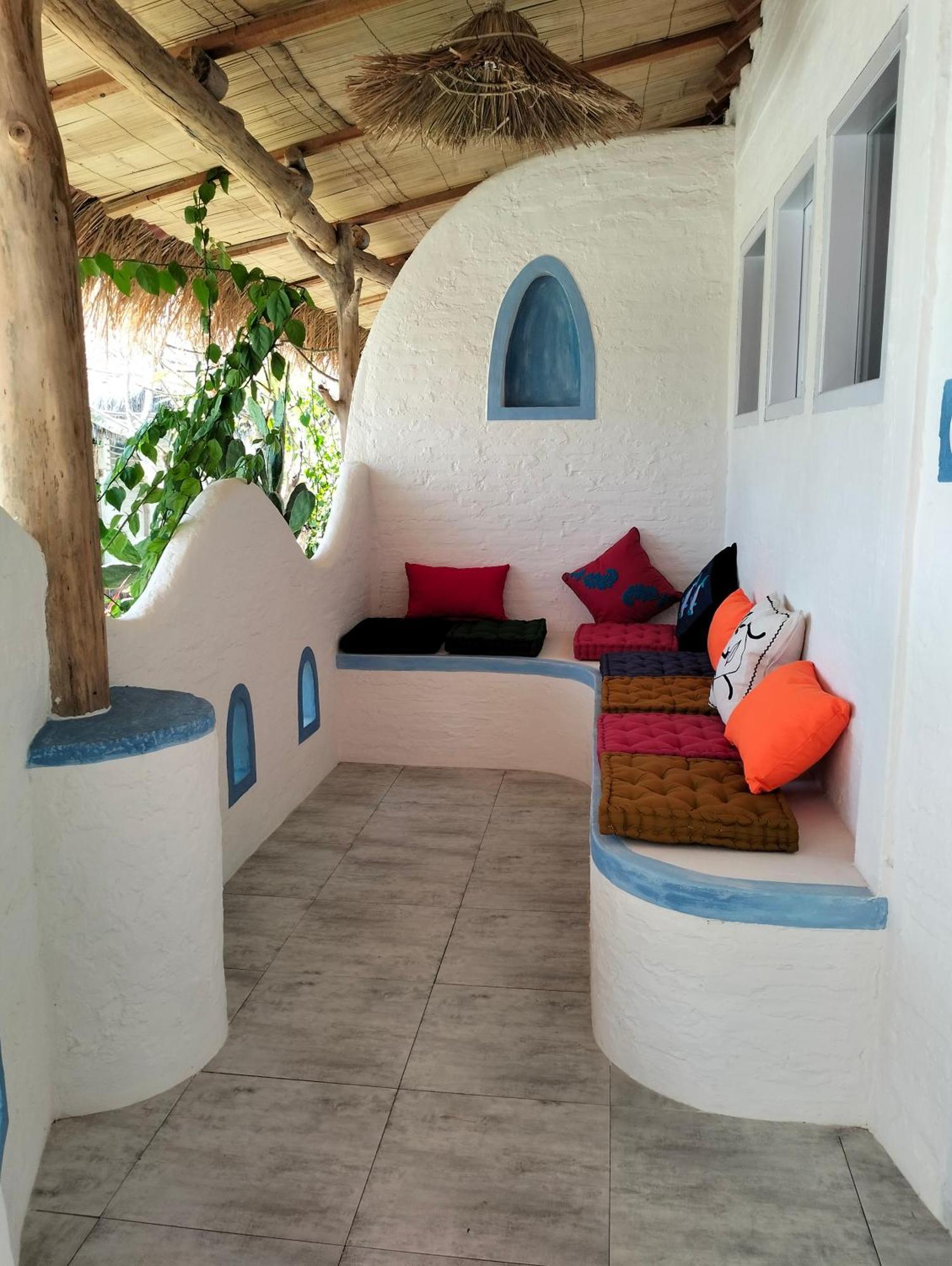Shaya Cottage Sekotong Exterior photo